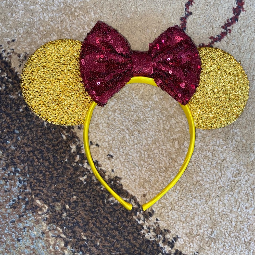 Disney Minnie Mouse Burgundy Sequin Bow Shiny Gold Ears